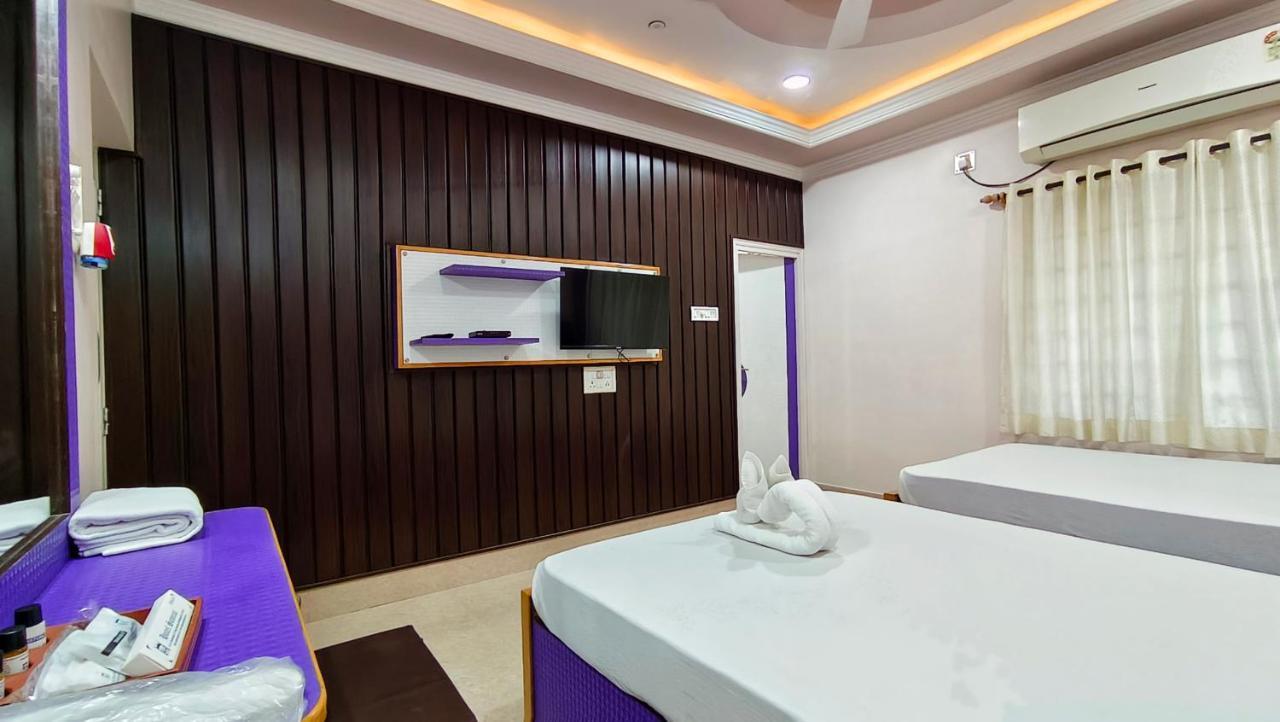Hotel Samrat Baharampur Zewnętrze zdjęcie